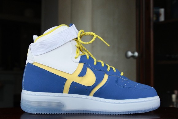 Nike Air Force 1 High Supreme Bakin 