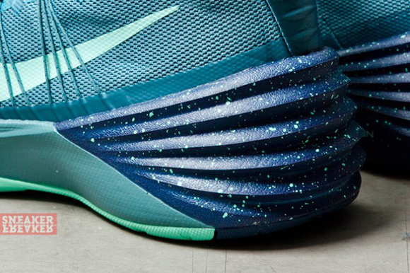 Nike Hyperdunk 2013 TealPink