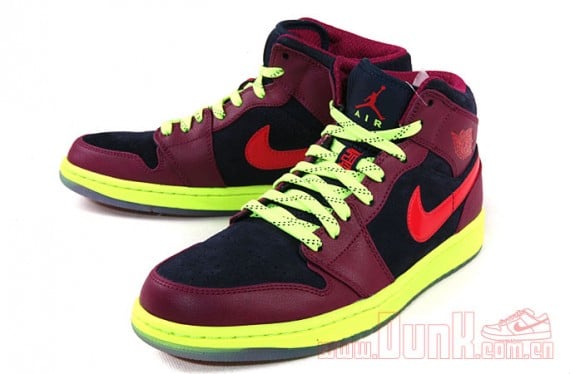 Air Jordan 1 Mid YOTS