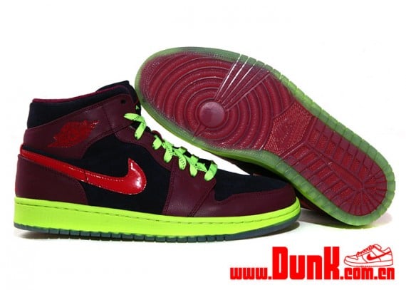 Air Jordan 1 Mid YOTS