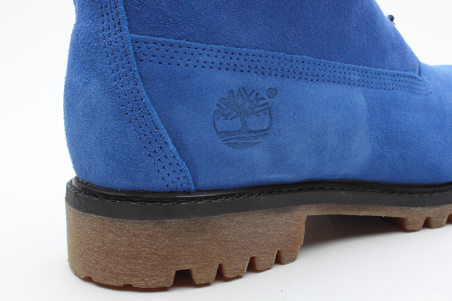atmos-timberland-6-premium-blue-suede-boots-8