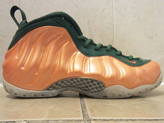 nike-air-foamposite-one-great-pumpkin-customs-3