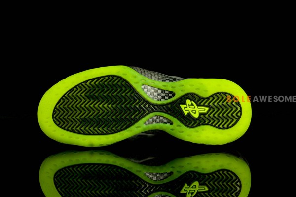 nike-air-foamposite-one-metallic-silver-neon-lime-black-new-images-7