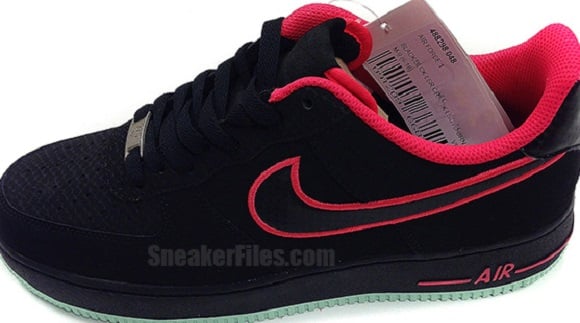 Nike Air Force 1 Low Black Solar Red aka Yeezy Sneak Peek