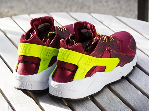 Nike Air Huarache Team Red Volt Now Available