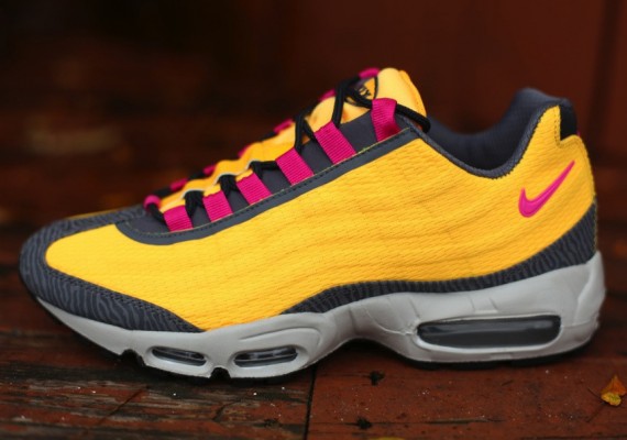 air max 95 yellow pink