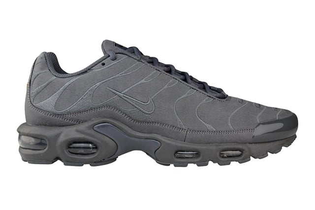 nike air max plus all grey