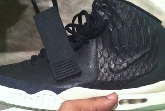 Nike Air Yeezy 2 Black Leather Sample : First Yeezy 2 Ever?