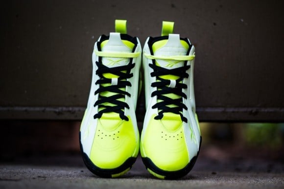 Reebok Kamikaze II “Glow in the Dark” – Yet Another Look