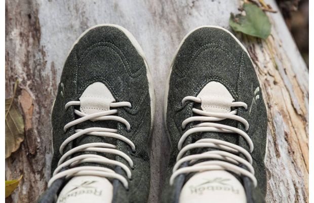 sneakersnstuff-reebok-kamikaze-ii-mid-herringbone-6