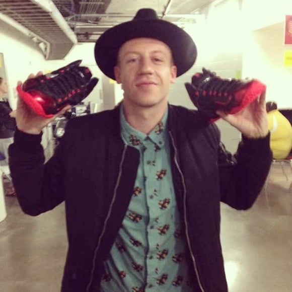 Celebrity Sneaker Watch: Macklemore Shows Off His Nike LeBron XI (11) “Away” in Miami