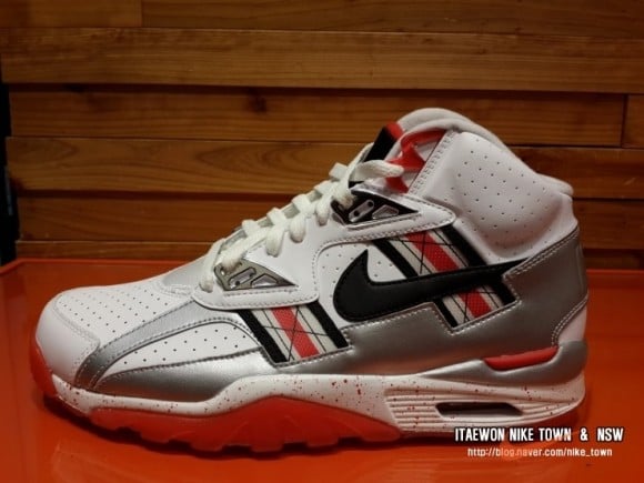 Nike Air Trainer SC High “Ohio State” – First Look