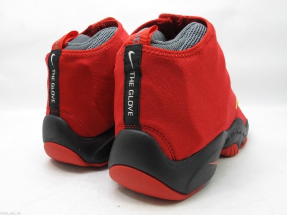 Nike Air Zoom Flight The Glove Miami Heat