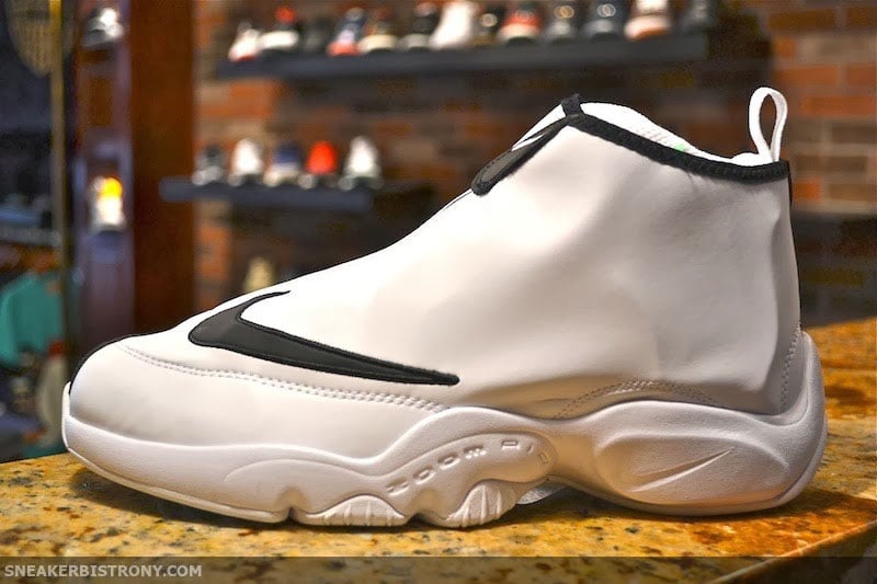 zoom flight glove