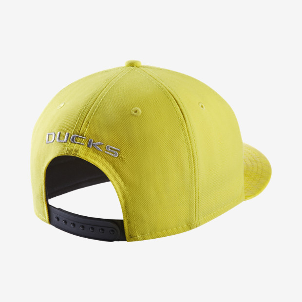 nike-limited-edition-oregon-hat-box-collection-9