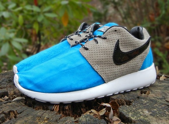 Nike Roshe Run Batik by JBF Customs