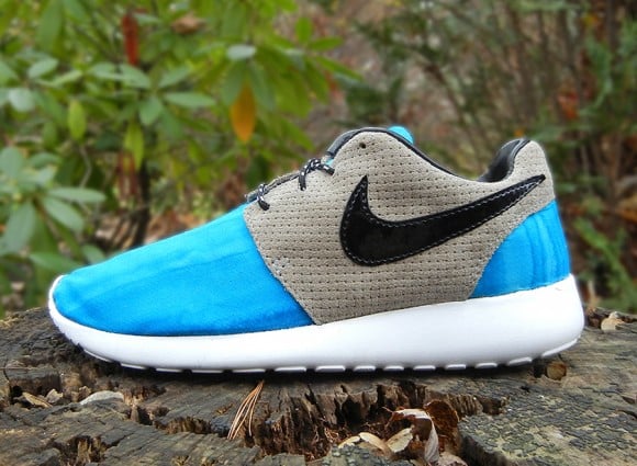 Nike Roshe Run Batik by JBF Customs