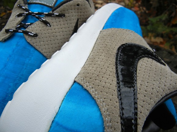 Nike Roshe Run Batik by JBF Customs