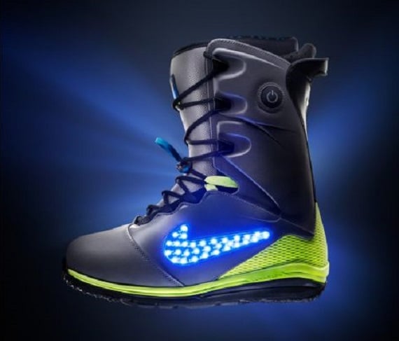 Nike Snowboarding Lights It Up with New LunarENDOR