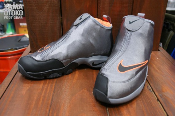 Nike Air Zoom Flight The Glove “Oregon State” – Yet Another Look