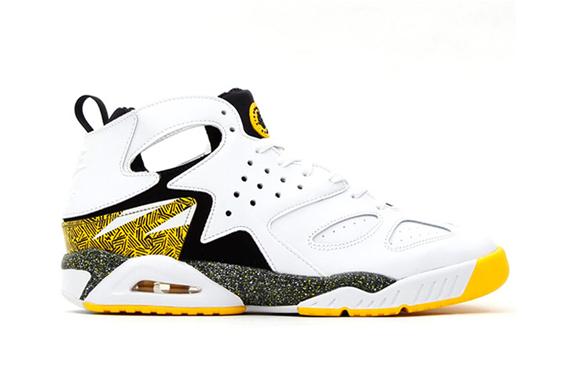 Nike Air Tech Challenge Huarache Retro White/Black-Tour Yellow
