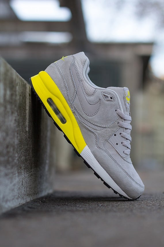 nike air max grey yellow