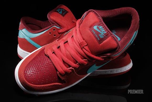 Nike SB Dunk Low Pro