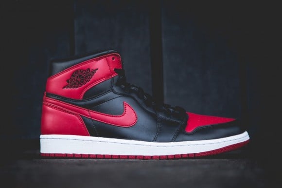 Air Jordan 1 Retro High OG Bred New Images