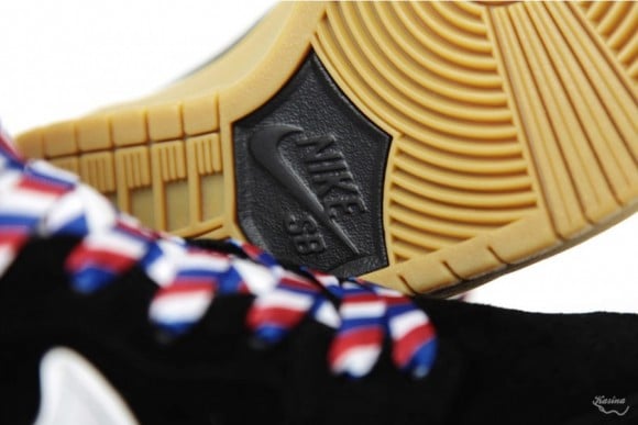 Fly x Nike SB Dunk High Barber Yet Another Look