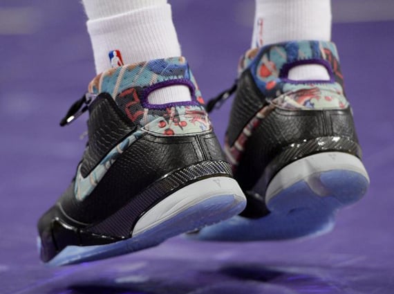 Kobe Bryant Makes Season Debut in the Nike Zoom Kobe 1 Prelude