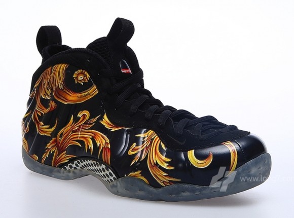 Supreme x Nike Air Foamposite One Black Another Look