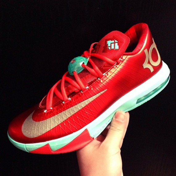 Nike KD 6 Christmas Yet Another Look