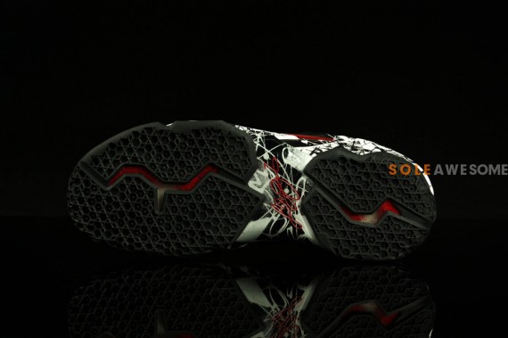 Nike LeBron 11 Graffiti Yet Another Detailed Look