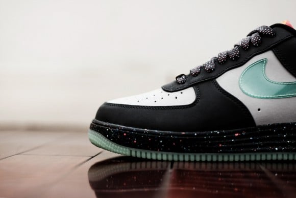 Nike Lunar Force 1 Year of the Horse Detailed Look