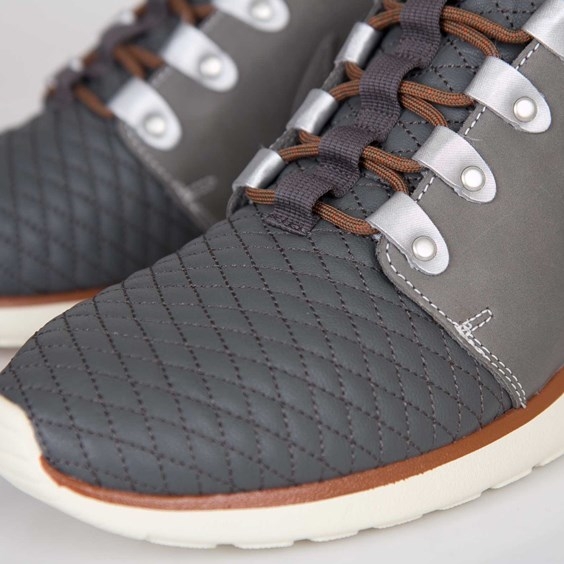 Nike Roshe Run Sneakerboot QS Mercury Grey Now Available