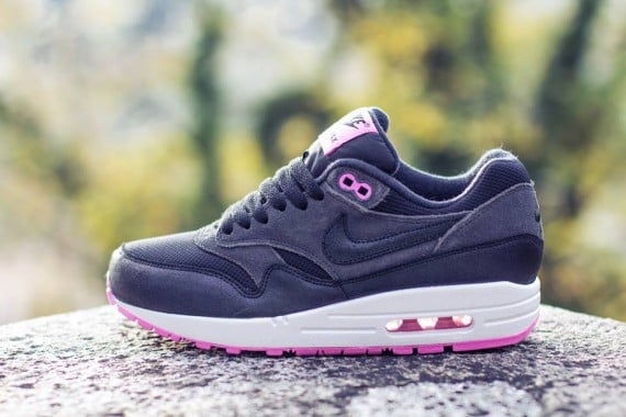 Nike WMNS Air Max 1 Anthracite Black Red Violet
