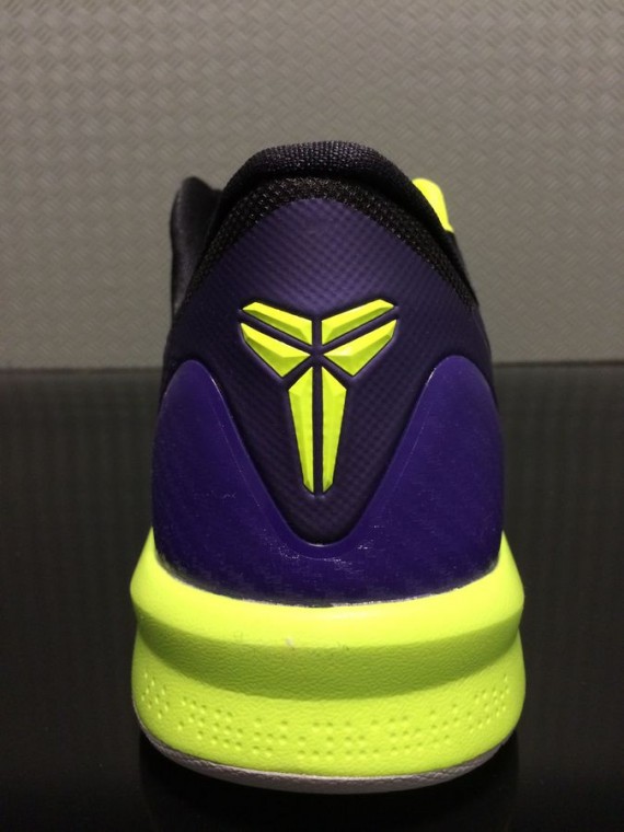 Nike Zoom Kobe Venomenon 4 Purple Volt