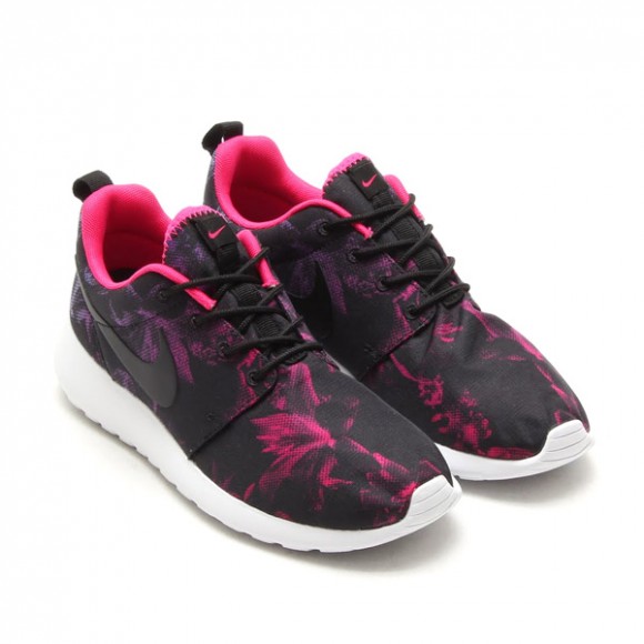 NIke Roshe Run  Nagoya Women's Marathon