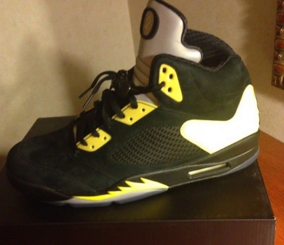 Air Jordan 5 JumpDucks Oregon Ducks PE