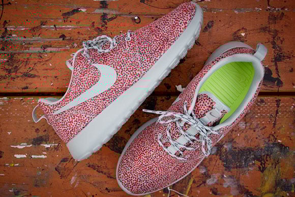 Turf Orange Roshe Run