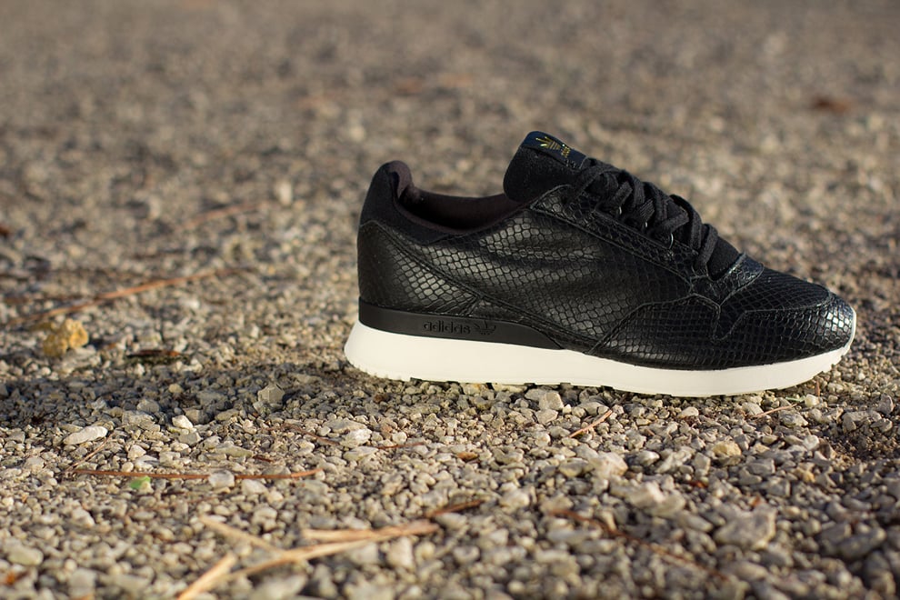 adidas zx 500 black snake