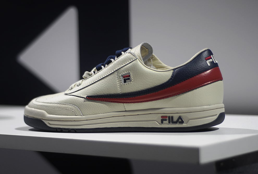 fila classic tennis shoes