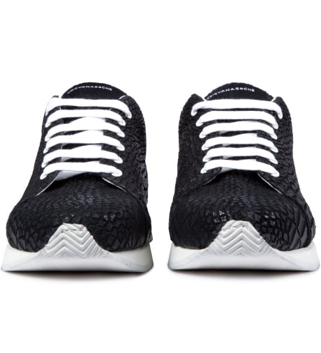 krisvanassche-black-crocodile-pattern-sneakers