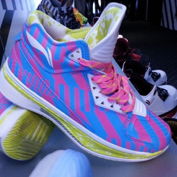 li-ning-way-of-wade-2-raz-fuego