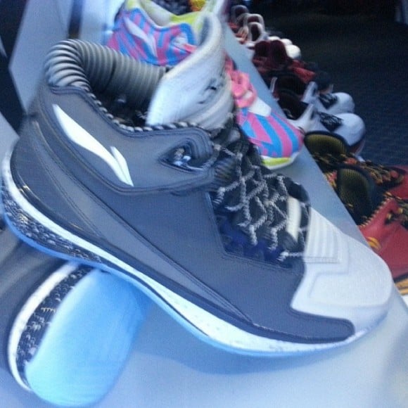 li-ning-way-of-wade-2-team-no-sleep-01