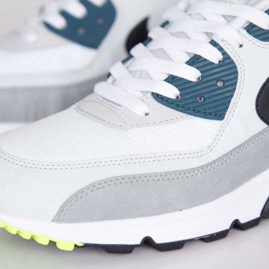 Nike Air Max 90 Essential ‘White/Black-Prune-Light Base Grey-Base Grey’