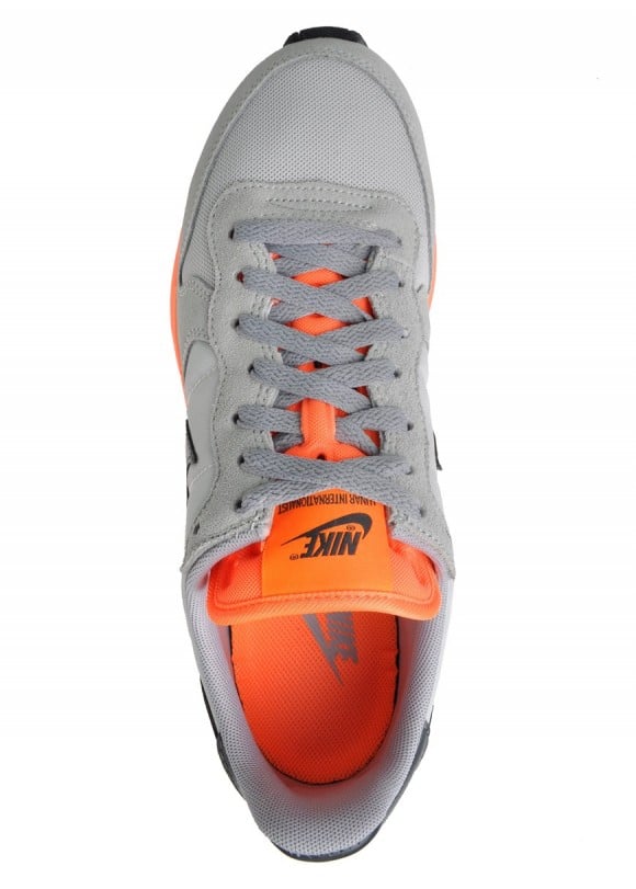 lunar internationalist nike