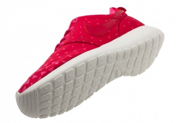 Nike Roshe Run GS ‘Triangles’