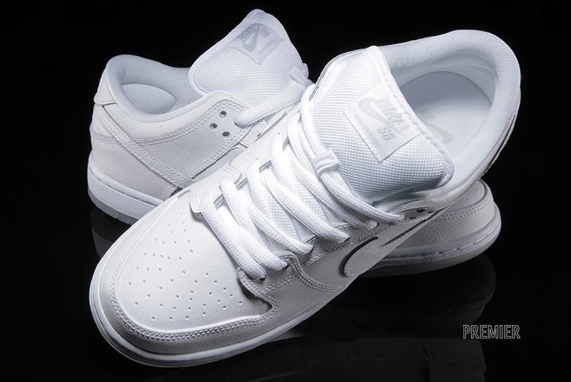 nike sb dunk all white