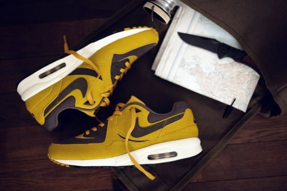 Size? x Nike Army & Navy Pack Size? Worldwide Exclusive